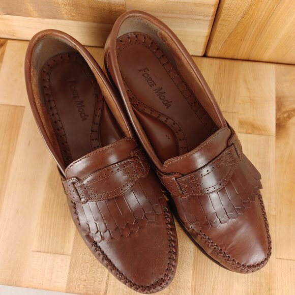 Men’s Vintage Brown Leather Loafers, Size 10D - Picture 2 of 12